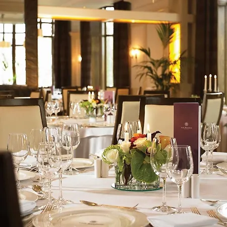 Отель The Brehon &
