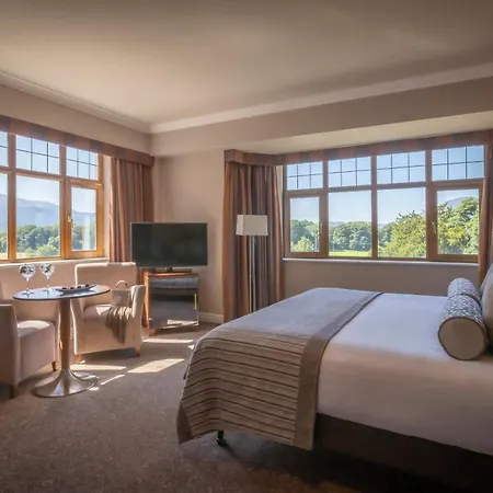 Отель The Brehon & 4*