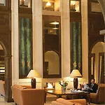 Hotel The Brehon &