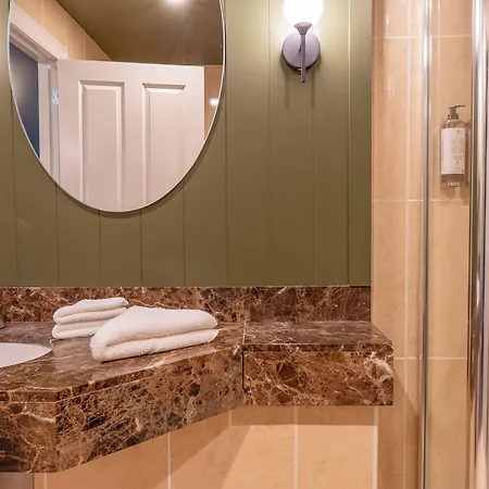 The Brehon & 4* كيلارني