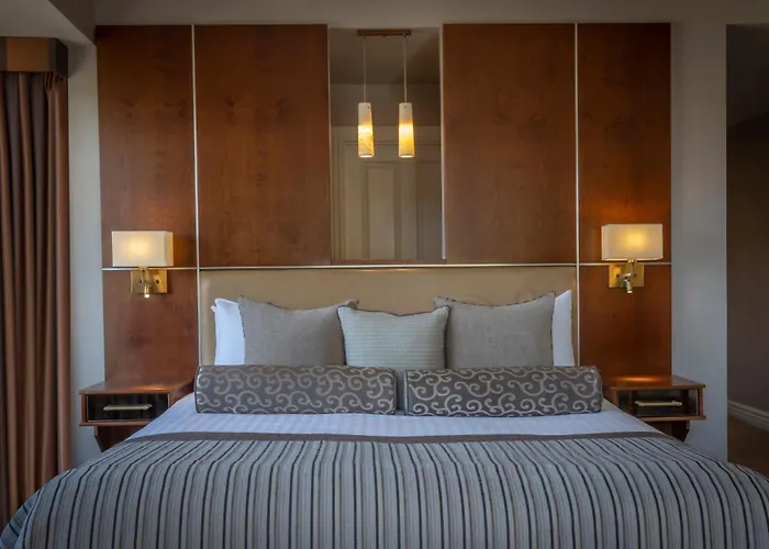 The Brehon & ホテル キラーニー