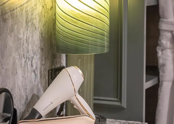 The Brehon & ホテル