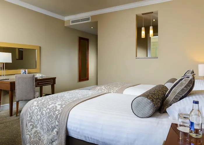 The Brehon & Hotel 4*