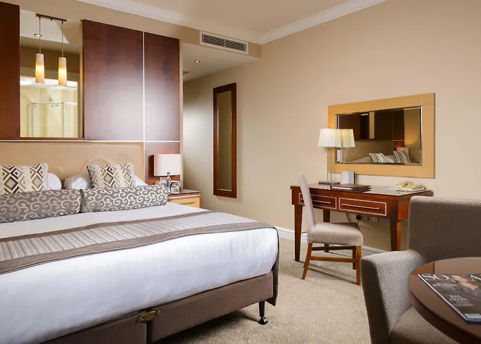 The Brehon & 4* キラーニー