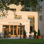Szálloda The Brehon & 4*