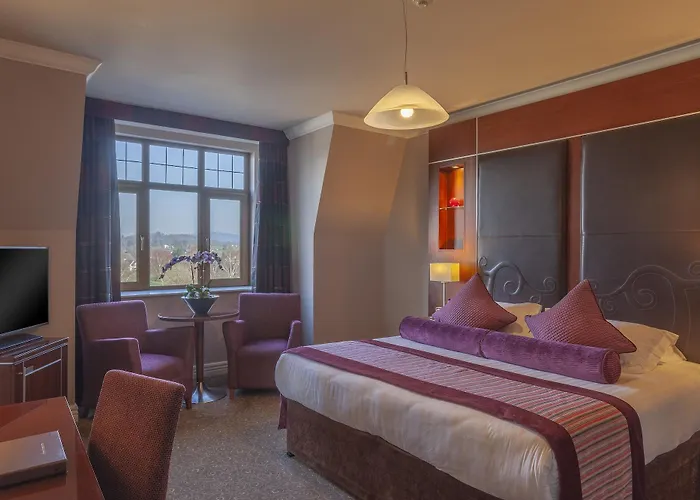 The Brehon & Hotel 4*